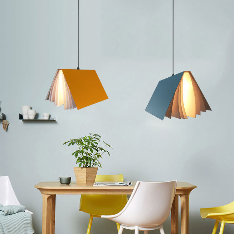 Hanglamp Vliegend Boek – Moderne Design Plafondlamp in Boekvorm voor Woonkamer