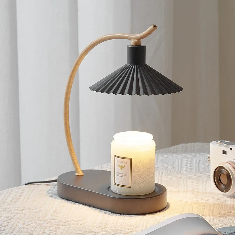 Kaarsverwarmer Lamp Nordic – Dimbare Wax Smeltlamp met Geplooide Kap & Houten Voet