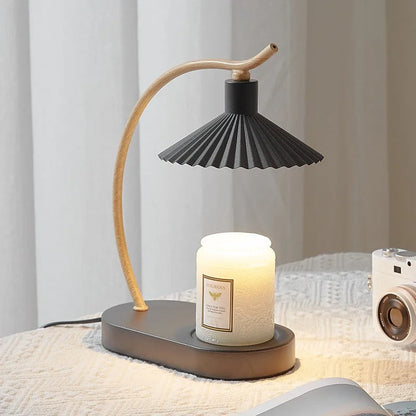 Kaarsverwarmer Lamp Nordic – Dimbare Wax Smeltlamp met Geplooide Kap & Houten Voet