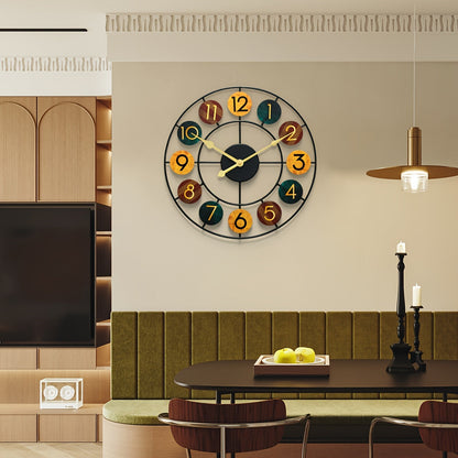 Wandklok Metaal Kleurrijk – Retro IJzeren Wandklok voor Woonkamer & Keuken