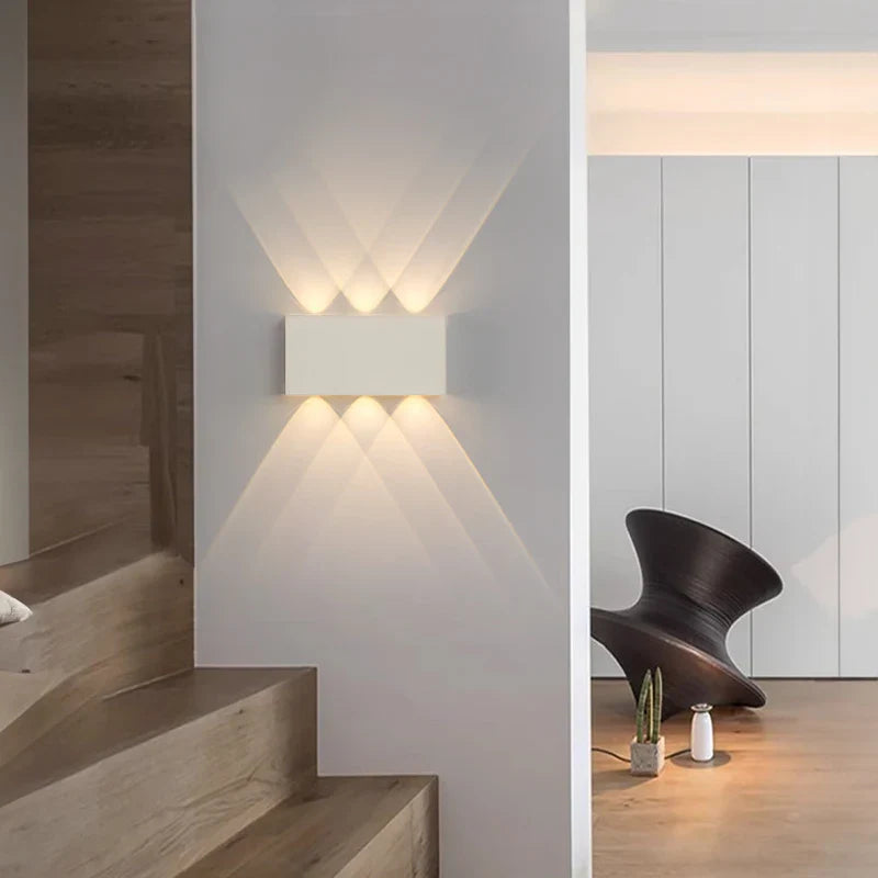 Oplaadbare Wandlamp Houtlook – Draadloze LED met 3 Lichtkleuren, Geen Boren Nodig