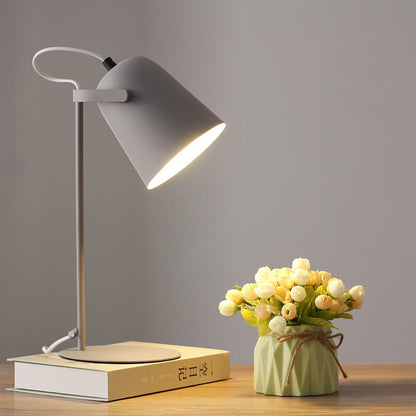 Bureaulamp LED Nordic – Minimalistische Metalen Leeslamp voor Bureau & Studeerkamer