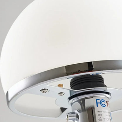 Wilhelm Bauhaus Tafellamp – Designlamp van Glas & Messing
