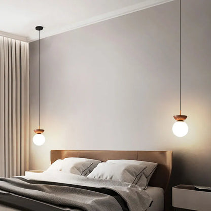 Glazen Bollamp Hout – Nordic Hang- of Plafondlamp in Twee Houtkleuren