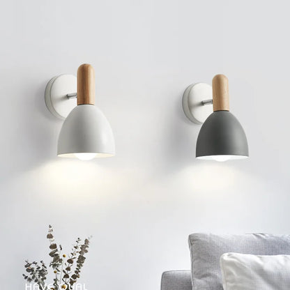 Wandlamp Hout Verstelbaar – Nordic Bedlamp met Draaibare Kap