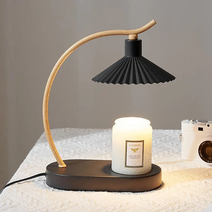 Kaarsverwarmer Lamp Nordic – Dimbare Wax Smeltlamp met Geplooide Kap & Houten Voet