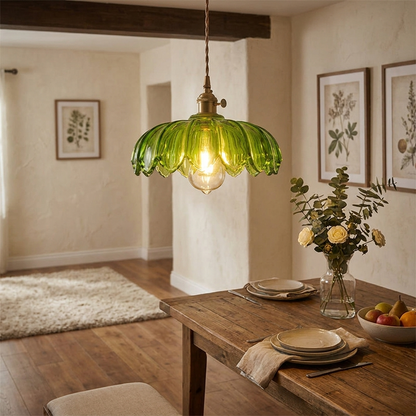 Vintage bloem hanglamp in interieur