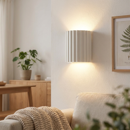 Nordic resin wandlamp in woonkamer
